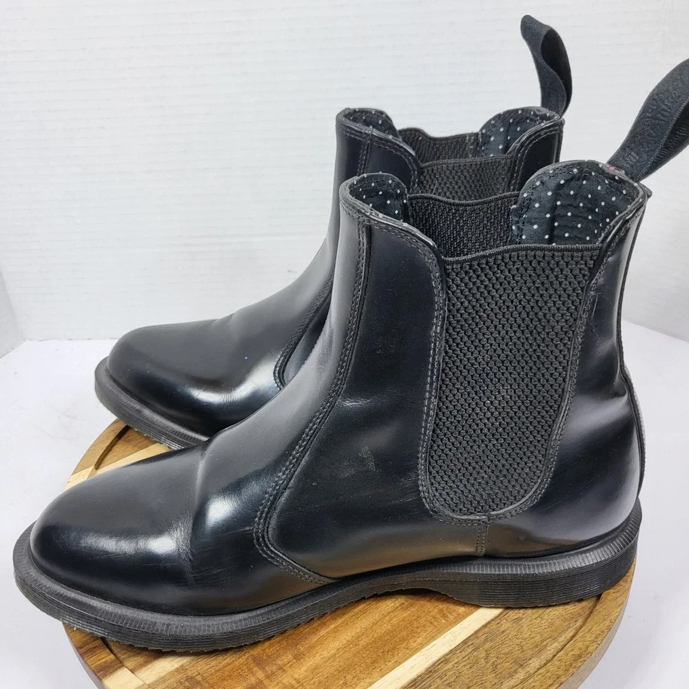 Dr Martens Flora Black Polished Smooth Leather Chelsea Boots Womens 9 UK 7 EU 41